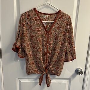Max Studio Brown 3/4 Sleeve Tie Front Blouse